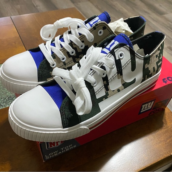 Men's FOCO New York Giants Low Top Digi camo shoes - Picture 6 of 7